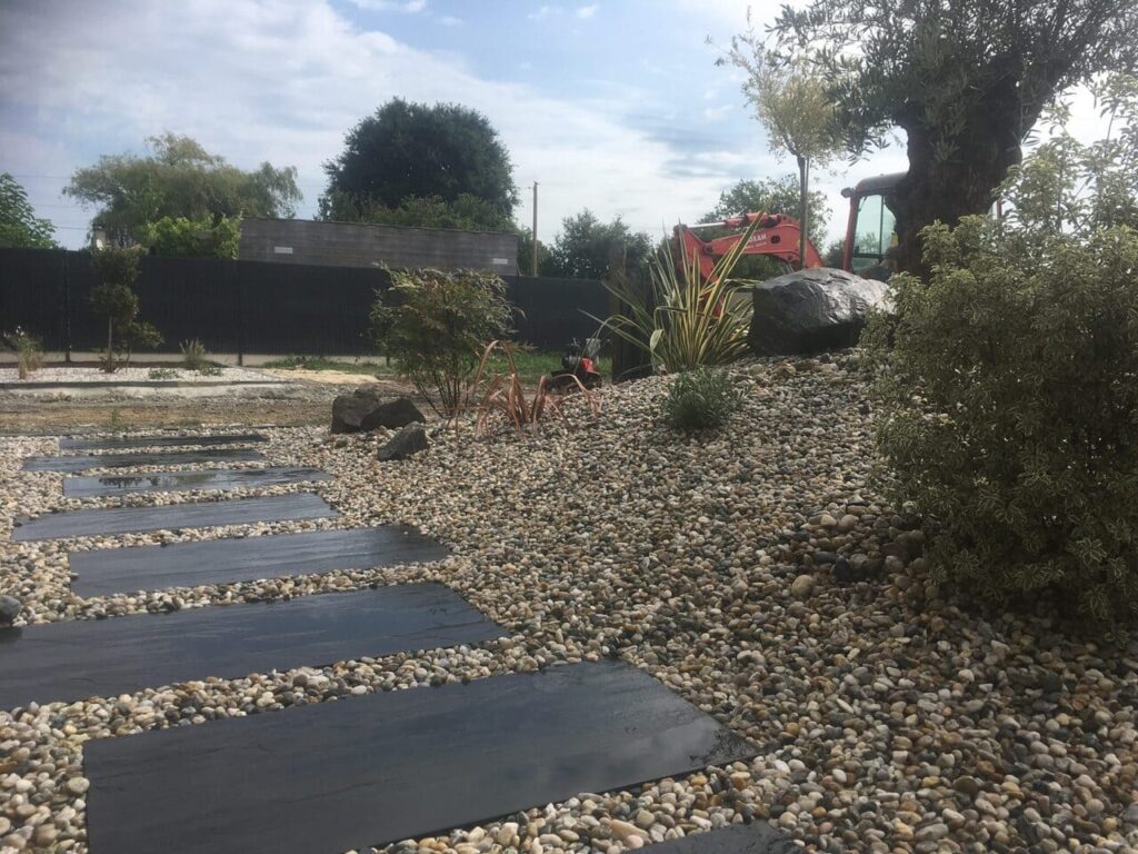 2 Pas japonais acces pieton scaled 1